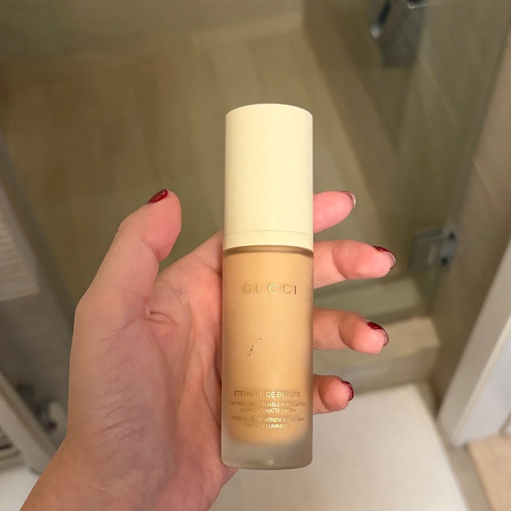 Gucci 24 Hour Breathable Foundation